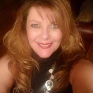 Meet your Posher, Lisa l